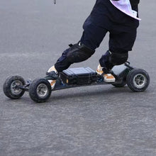 画像をギャラリービューアに読み込む, custom-built 50.4V extended battery, meticulously crafted for DIY electric skateboards. Choose your power configuration from 12S4p, 12S6P, or 12S8P, and experience the ultimate in personalized, high-performance rides. Unleash the thrill of the ride with our tailor-made battery packs designed to elevate your electric skateboard adventure